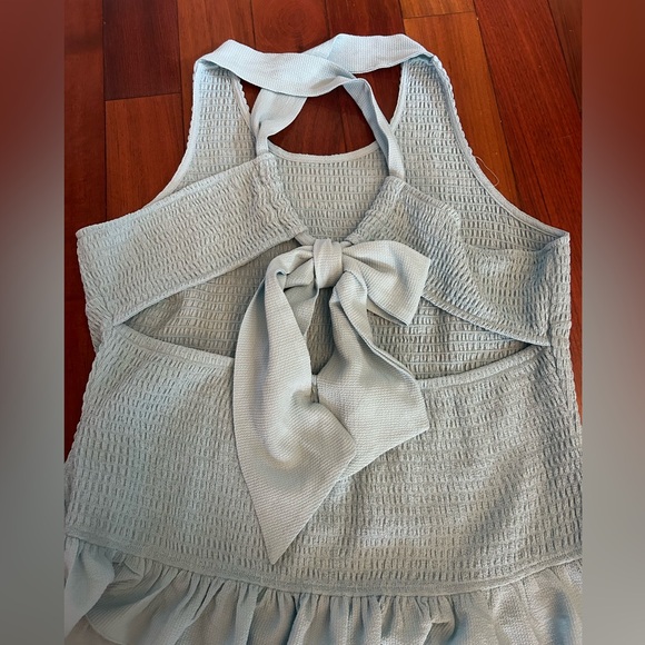 Stretchy tie back tank top baby blue peplum tank - Picture 4 of 4
